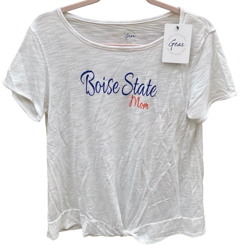 Gear Boise State University Mom White Twist Bottom T-Shirt/Top M College NWT